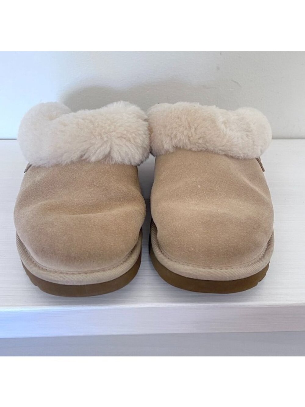 Uggs Womens Sz 6 Coquette Slip on Slippers Chestnut Suede Shearling Lining Cozy - Picture 2 of 14